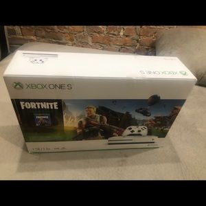 XBOX 1S TB FORTNITE BUNDLE BRAND NEW NOT OPENED